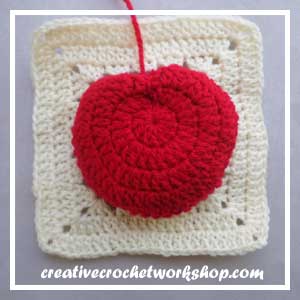 The Bad Apple | Free Crochet Pattern | American Crochet @americancrochet.com @creativecrochetworkshop.com #freecrochetpattern #crochetalong