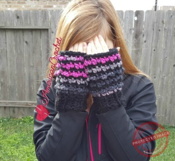 Raspberry Coffee Mitts free crochet pattern