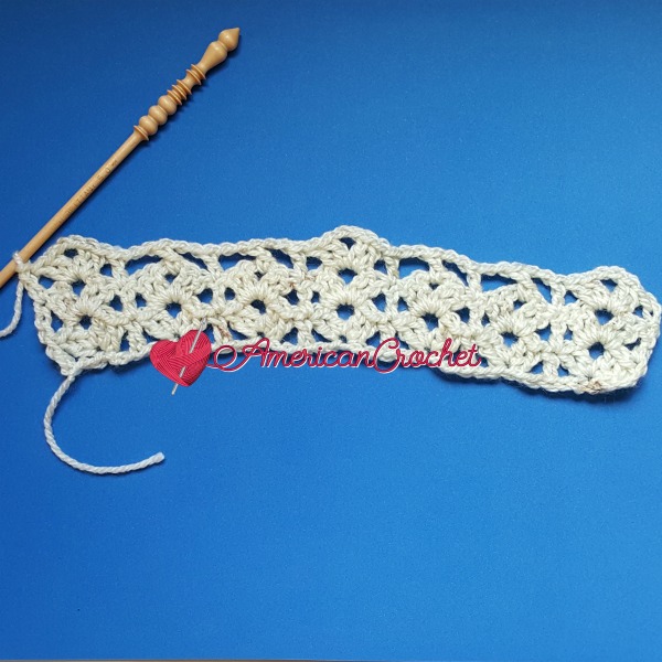 Shell Frames Tutorial | American Crochet @americancrochet.com #ShellFramesTutorial