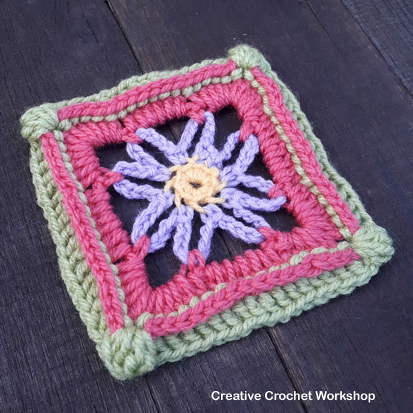 Loopy Love Granny Square - Free Crochet Pattern | Creative Crochet Workshop @creativecrochetworkshop | American Crochet @americancrochet #grannysquare #freecrochetpattern #groovygrannysquarecal