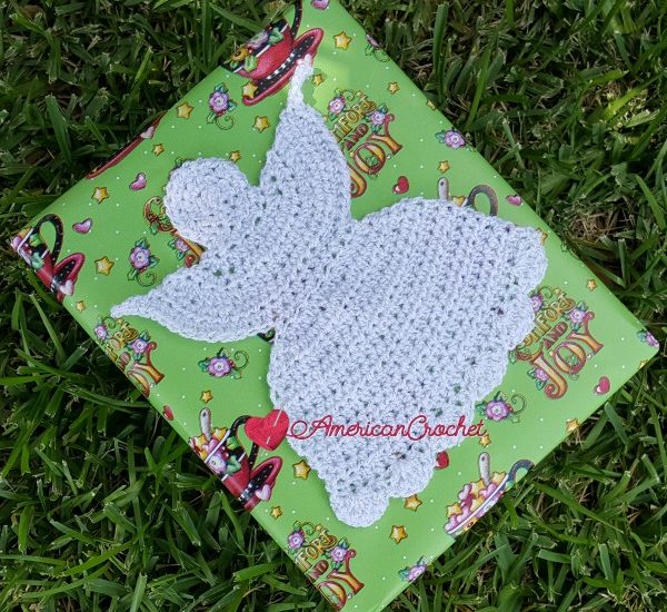 Sweet Christmas Angle Applique free crochet pattern