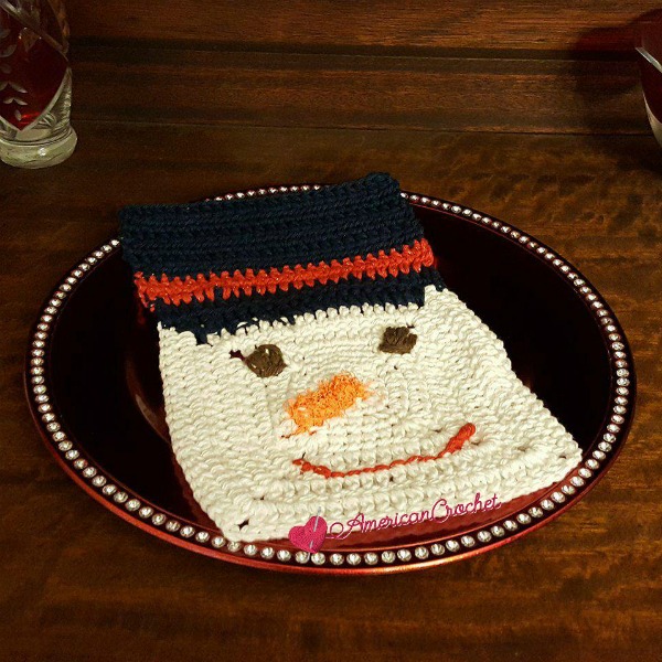 Frosty Dishcloth | Free Crochet Pattern | American Crochet @americancrochet.com #freecrochetpattern