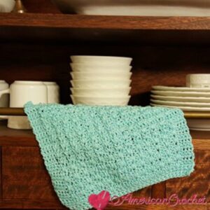 Honey Bee Dishcloth | Crochet Pattern | American Crochet @americancrochet.com #crochetpattern