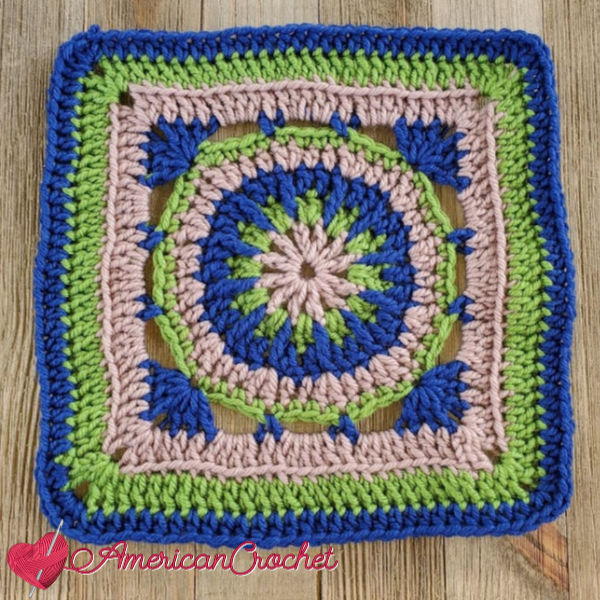 Fallbrook Square | American Crochet @americancrochet.com