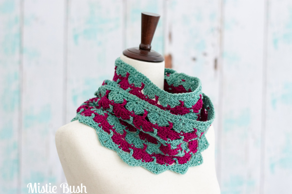 Magade Cowl | Crochet Pattern | American Crochet @americancrochet.com